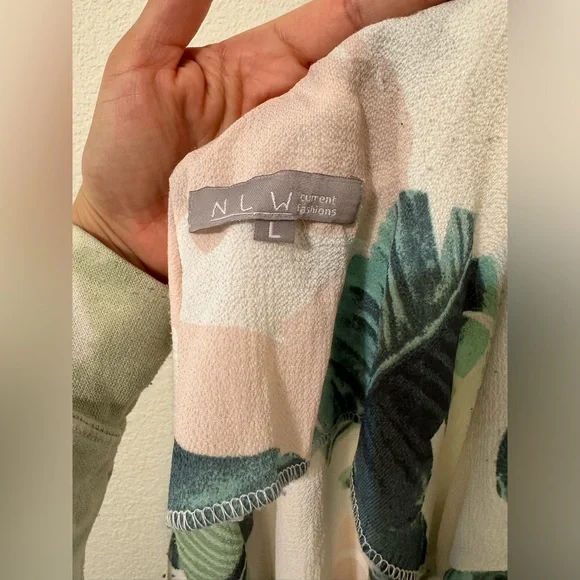 GENTLY USED NLW Tank Top Tunic Tropical Vacation Palm Leaves Size Large - Picture 2 of 7